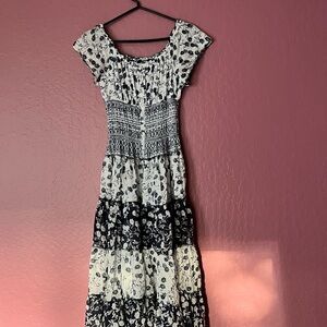 Mlle Gabrielle Textured White 100% Cotton Fabric. Size Small/ Medium.